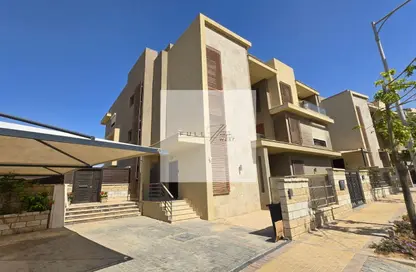 Villa - 5 Bedrooms - 5 Bathrooms for sale in Pyramids Heights - Cairo Alexandria Desert Road - 6 October City - Giza