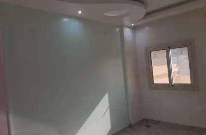Apartment - 3 Bedrooms - 2 Bathrooms for rent in Mohamed Naguib Axis - Abou El Houl - New Cairo City - Cairo