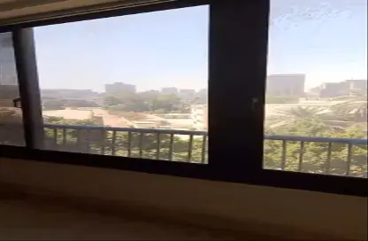 شقة - 3 غرف نوم - 3 حمامات للبيع في شارع الثوره - الدقي - الجيزة