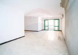 Apartment - 4 Bedrooms - 4 Bathrooms for rent in Al Geish Road - El Mandara - Hay Than El Montazah - Alexandria