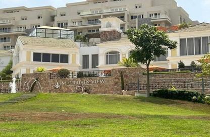 iVilla - 3 Bedrooms - 3 Bathrooms for sale in Mountain View iCity - 5th Settlement Compounds - The 5th Settlement - New Cairo City - Cairo