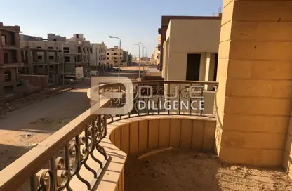 شقة - 3 غرف نوم - 2 حمامات للبيع في حى القرنفل - التجمع الخامس - مدينة القاهرة الجديدة - القاهرة