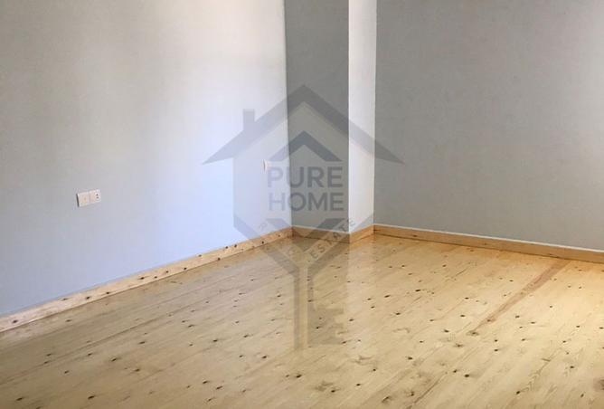 8183692 - Property Image 3