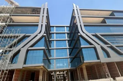 Shop - Studio - 2 Bathrooms for sale in Lafayette mall - Downtown Area - New Capital City - Cairo