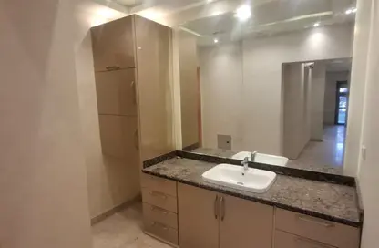Apartment - 3 Bedrooms - 4 Bathrooms for sale in The Courtyards - Sheikh Zayed Compounds - Sheikh Zayed City - Giza