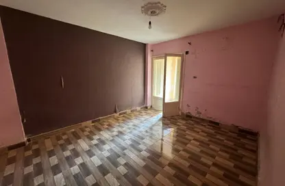 Apartment - 3 Bedrooms - 2 Bathrooms for sale in Hassan Ma'moon St. - 6th Zone - Nasr City - Cairo