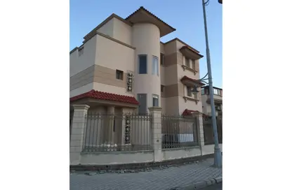 Villa - 4 Bedrooms - 4 Bathrooms for sale in Royal City - Sheikh Zayed Compounds - Sheikh Zayed City - Giza