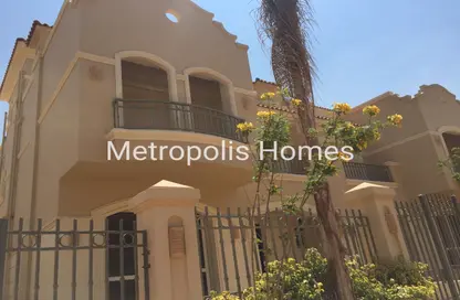 Villa - 4 Bedrooms - 4 Bathrooms for sale in Al Patio 5 East - El Patio - El Shorouk Compounds - Shorouk City - Cairo