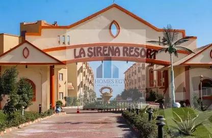 شاليه - 3 غرف نوم - 3 حمامات للبيع في لا سيرينا ريزورت - العين السخنة - السويس