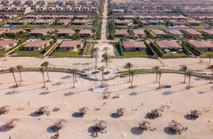 Villa - 4 Bedrooms - 4 Bathrooms for sale in Ramla Lakeside - Qesm Ad Dabaah - North Coast