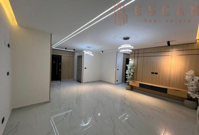 8010065 - Property Image 2