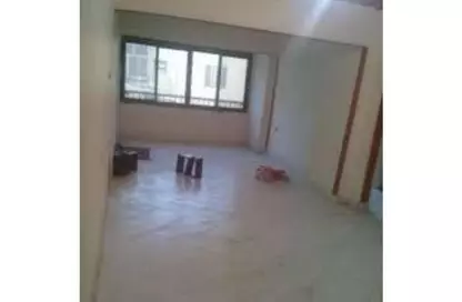Apartment - 3 Bedrooms - 2 Bathrooms for sale in Ahmed Maher St. - Al Mansoura - Al Daqahlya