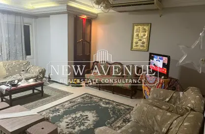 Apartment - 3 Bedrooms - 2 Bathrooms for sale in Makram Ebeid St. - 6th Zone - Nasr City - Cairo