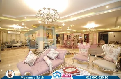 شقة - 5 غرف نوم - 6 حمامات للبيع في شارع محمد فوزي معاذ - سموحة - حي شرق - الاسكندرية