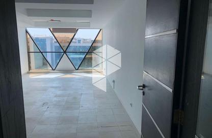 Office Space - Studio - 1 Bathroom for rent in Cairo Business Plaza - North Teseen St. - The 5th Settlement - New Cairo City - Cairo