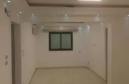 Bulk Rent Unit - Studio - 3 Bathrooms for rent in Shehab St. - Mohandessin - Giza