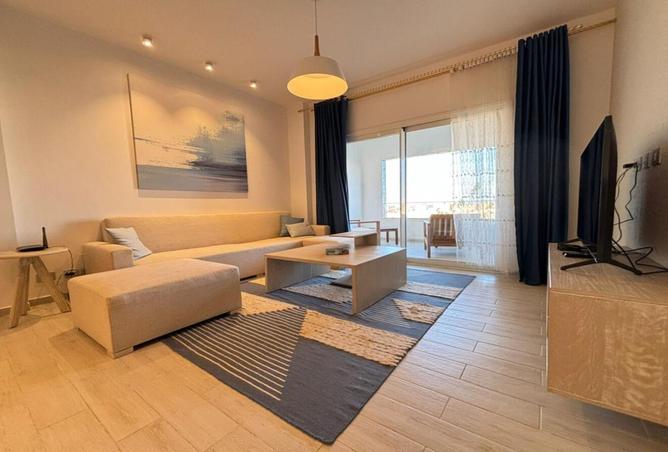 8204087 - Property Image 2