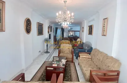 Apartment - 3 Bedrooms - 2 Bathrooms for sale in Mohammad Ngeeb Street - Sidi Beshr - Hay Awal El Montazah - Alexandria