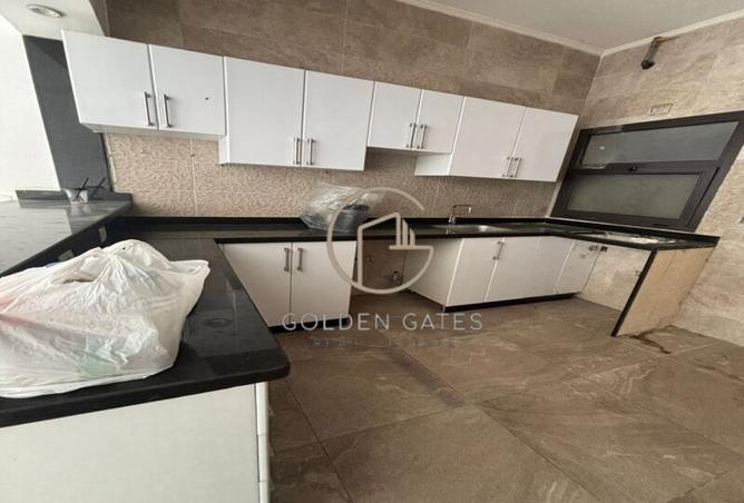 8335701 - Property Image 2