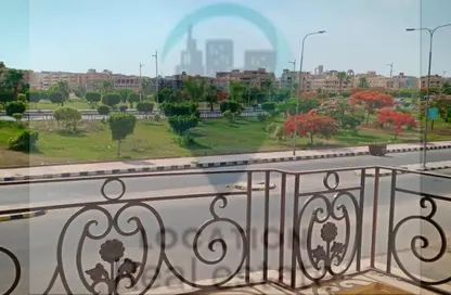 شقة - 3 غرف نوم - 3 حمامات للبيع في الحي السادس - مدينة العبور - القليوبية