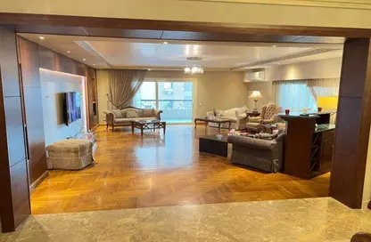 Apartment - 4 Bedrooms - 3 Bathrooms for sale in Thirteenth Sector - Zahraa El Maadi - Hay El Maadi - Cairo