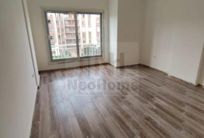 8049134 - Property Image 3