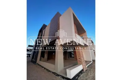 Villa - 4 Bedrooms - 5 Bathrooms for sale in Midtown Solo - New Capital Compounds - New Capital City - Cairo