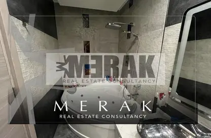 Apartment - 2 Bedrooms - 2 Bathrooms for sale in Regents Park - Al Andalus District - New Cairo City - Cairo