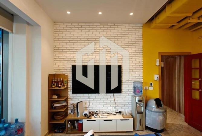8081731 - Property Image 2