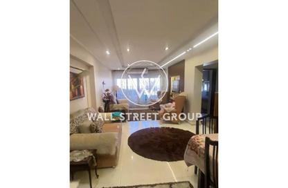 Apartment - 3 Bedrooms - 1 Bathroom for sale in Gesr Al Suez St. - El Nozha El Gadida - El Nozha - Cairo