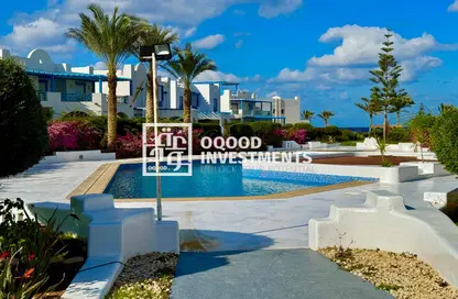 Chalet - 2 Bedrooms - 2 Bathrooms for sale in Mountain View - Ras Al Hekma - North Coast