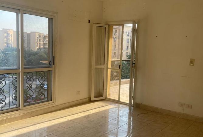 8125210 - Property Image 3
