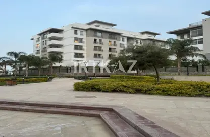 Apartment - 2 Bedrooms - 2 Bathrooms for sale in Garden Residence - Hyde Park - New Cairo City - Cairo