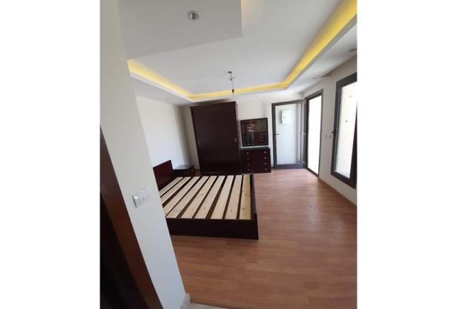 7966936 - Property Main Image