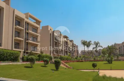 Apartment - 2 Bedrooms - 2 Bathrooms for sale in Moon Residences - Fifth Square - The 5th Settlement - New Cairo City - Cairo