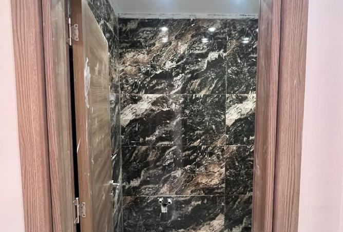 7948009 - Property Image 2