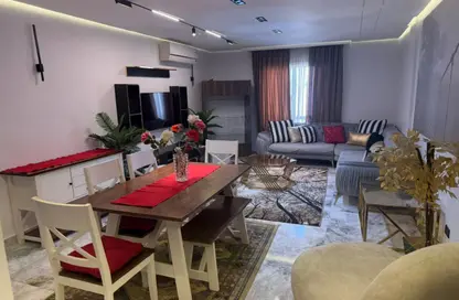 Apartment - 3 Bedrooms - 2 Bathrooms for rent in El Rehab Extension - Al Rehab - New Cairo City - Cairo
