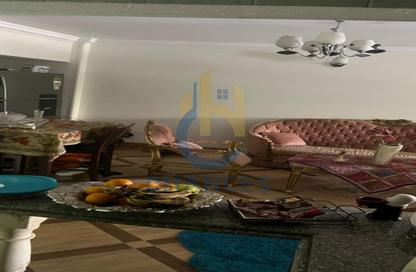 Apartment - 2 Bedrooms - 2 Bathrooms for sale in Tabarak - Zahraa El Maadi - Hay El Maadi - Cairo