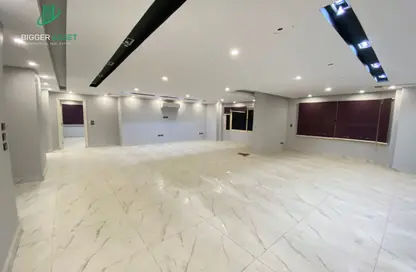 مساحات مكتبية - استوديو - 2 حمامات للايجار في سرايات المعادي - حي المعادي - القاهرة