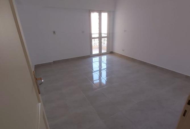 8249833 - Property Image 2