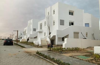 Chalet - 3 Bedrooms - 3 Bathrooms for sale in Jefaira - Ras Al Hekma - North Coast