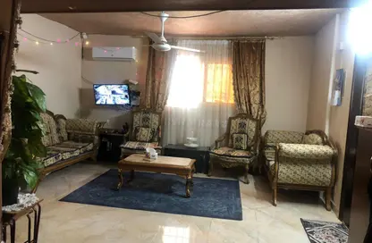 Apartment - 2 Bedrooms - 1 Bathroom for sale in Street 8 - 5th District - 6 October City - Giza