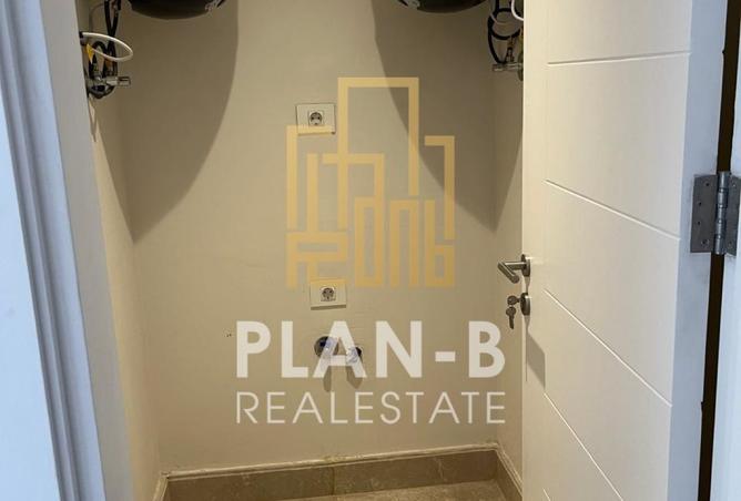 8001598 - Property Image 2
