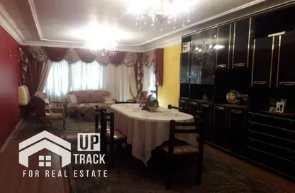 Apartment - 3 Bedrooms - 1 Bathroom for sale in Al Alf Maskan Square - El Hegaz Square - El Nozha - Cairo
