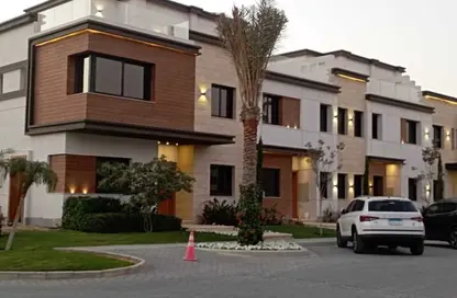 Townhouse - 3 Bedrooms - 3 Bathrooms for sale in Azzar 2 - 5th Settlement Compounds - The 5th Settlement - New Cairo City - Cairo