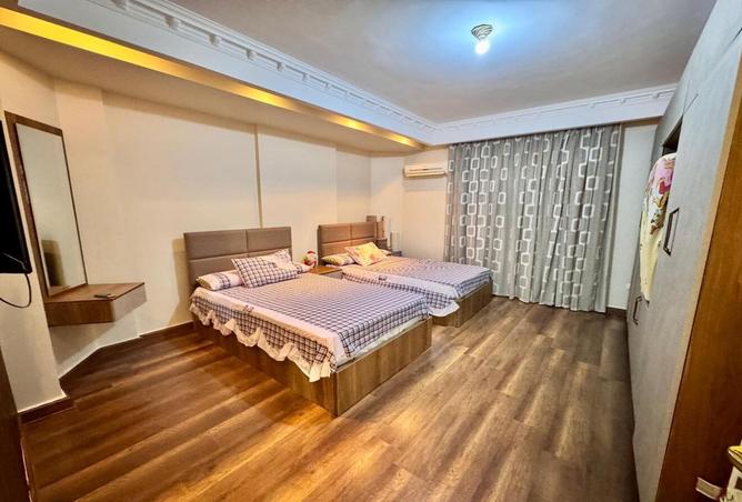 8244350 - Property Image 3