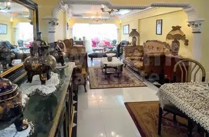شقة - 2 غرف نوم - 1 حمام للبيع في ميامي - حي اول المنتزة - الاسكندرية