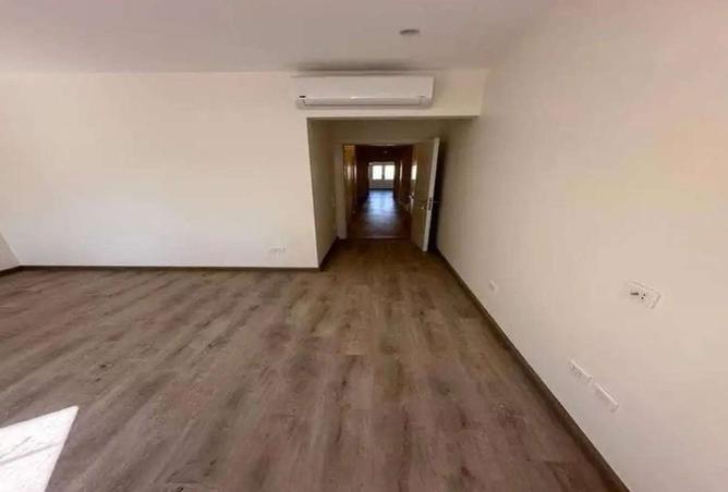 8091821 - Property Image 2