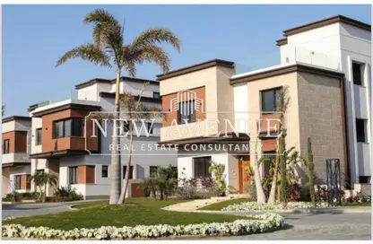 Townhouse - 5 Bedrooms - 5 Bathrooms for sale in Azzar - 5th Settlement Compounds - The 5th Settlement - New Cairo City - Cairo