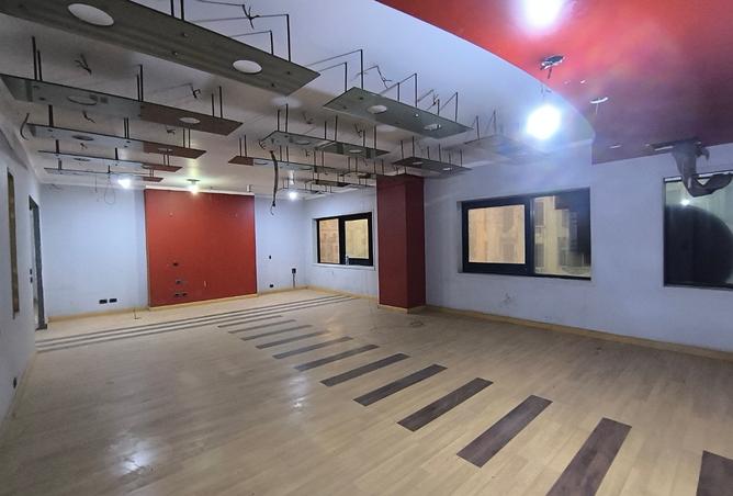 8452612 - Property Image 3